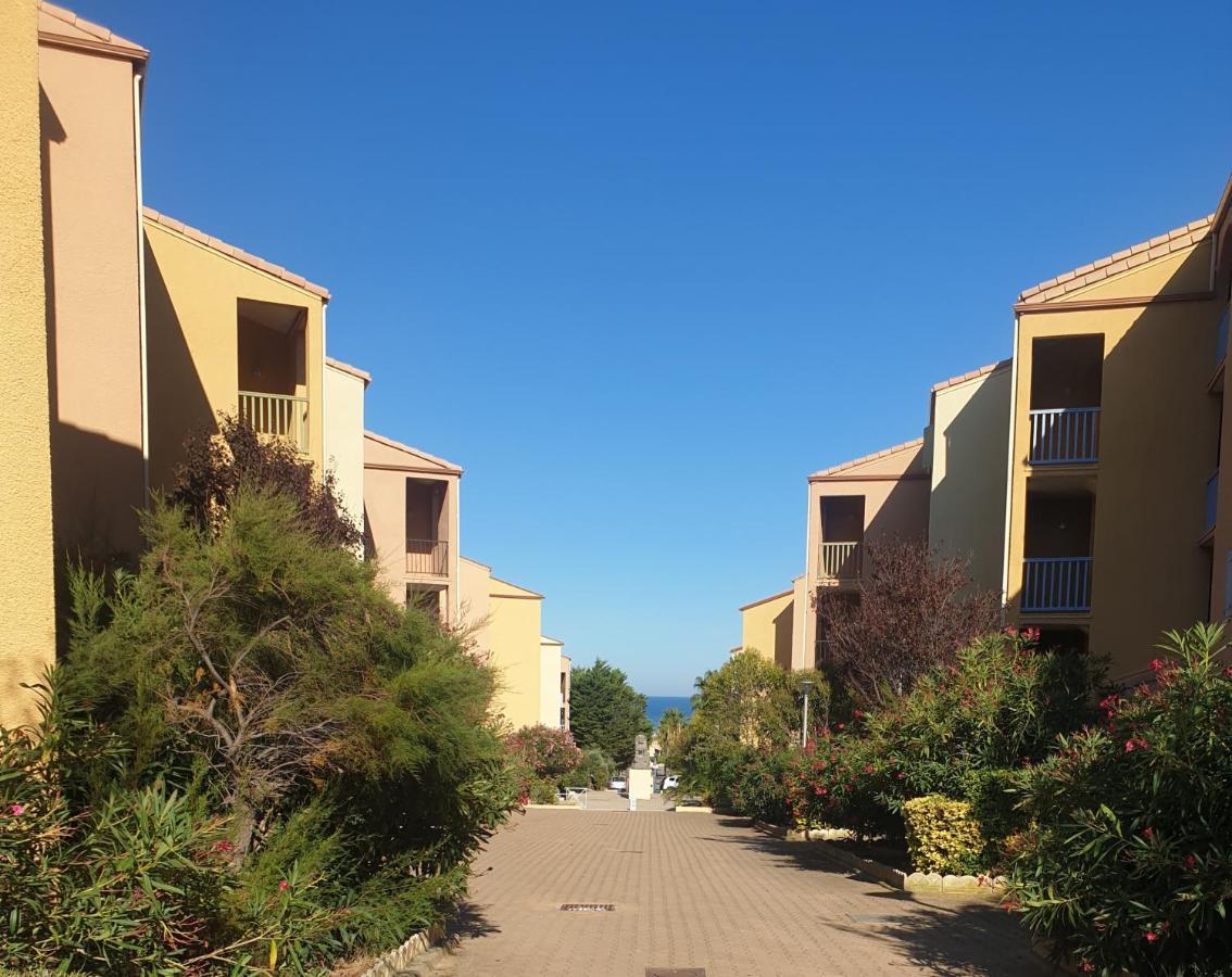 T2 Vue Mer Avec Parking Prive Saint-Pierre-la-Mer  Екстер'єр фото