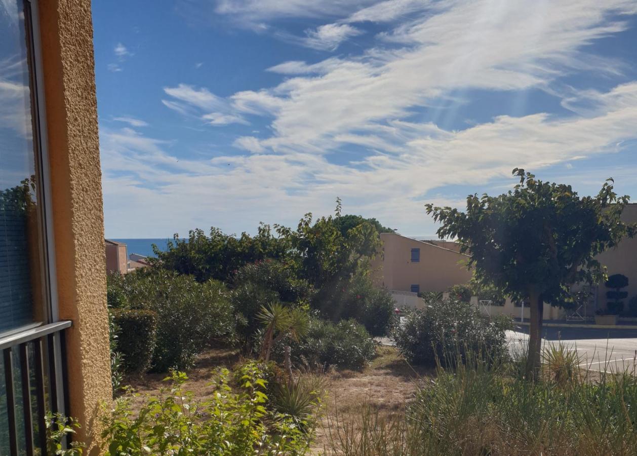 T2 Vue Mer Avec Parking Prive Saint-Pierre-la-Mer  Екстер'єр фото