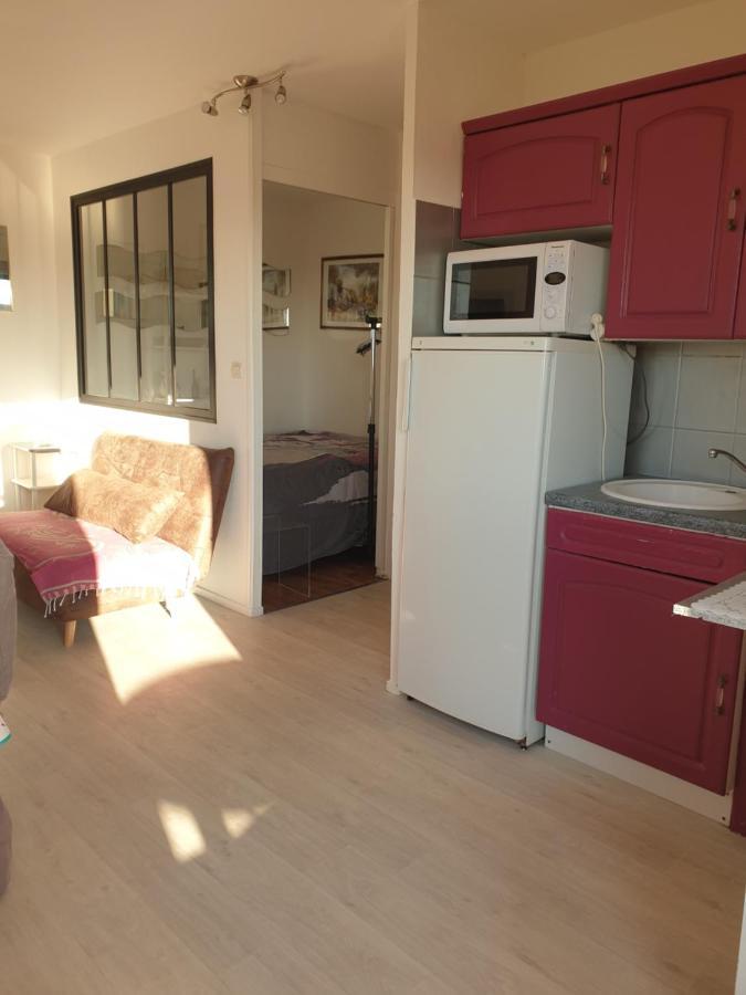 T2 Vue Mer Avec Parking Prive Saint-Pierre-la-Mer  Екстер'єр фото