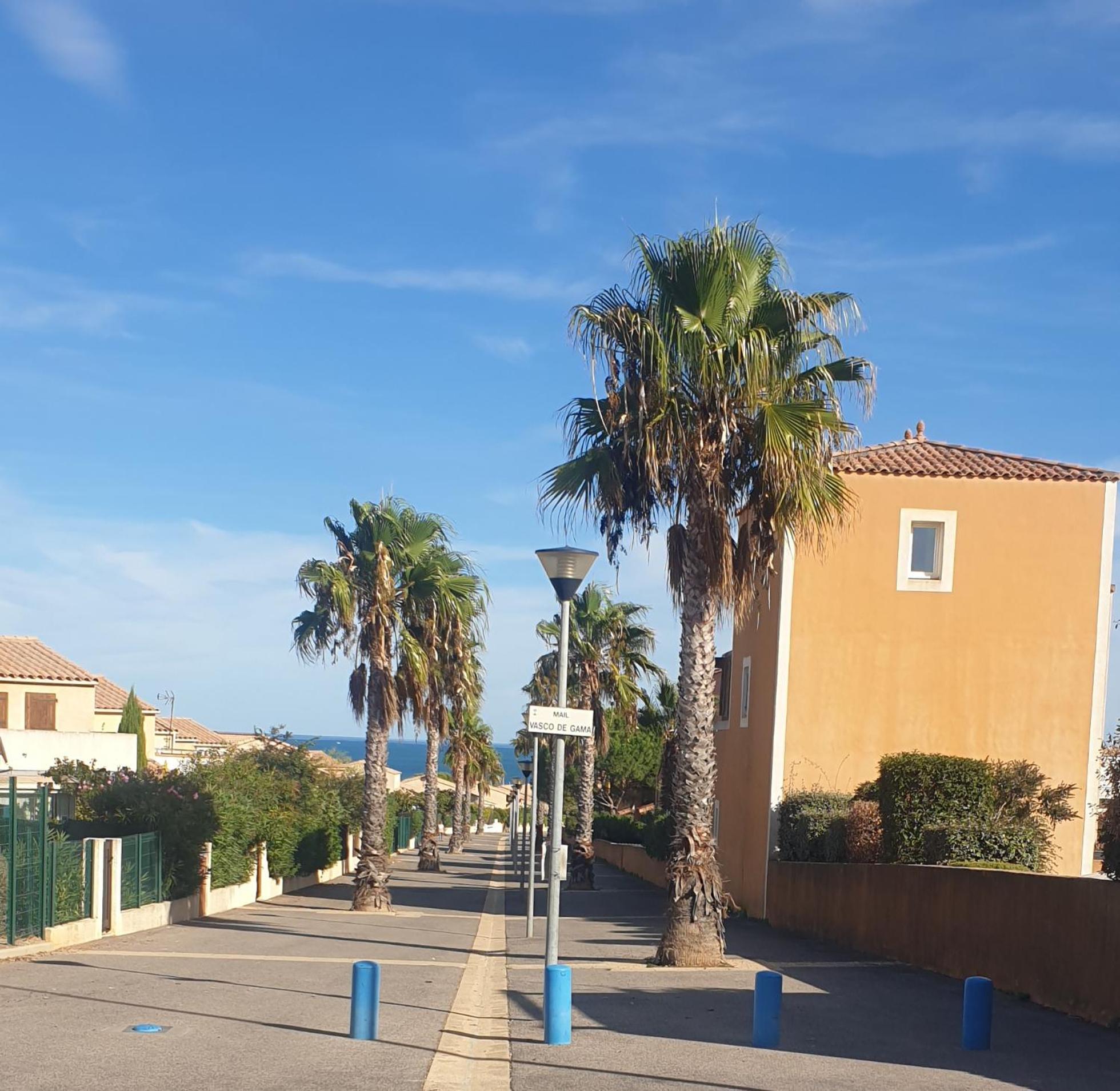 T2 Vue Mer Avec Parking Prive Saint-Pierre-la-Mer  Екстер'єр фото